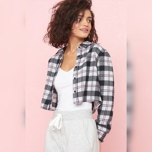 Garage cropped plaid shirt. Size L. Excellent cond